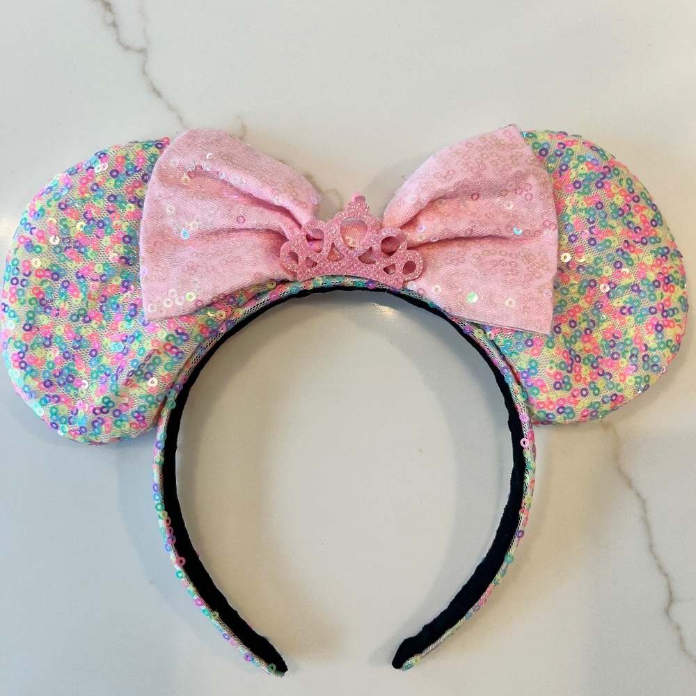 Disney Minnie Mouse Ears sequin pink rainbow crown